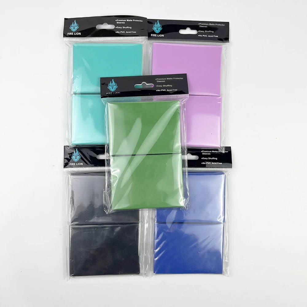 Однотонные матовые рукава для торговых карточек с верхней загрузкой - Фотография_3