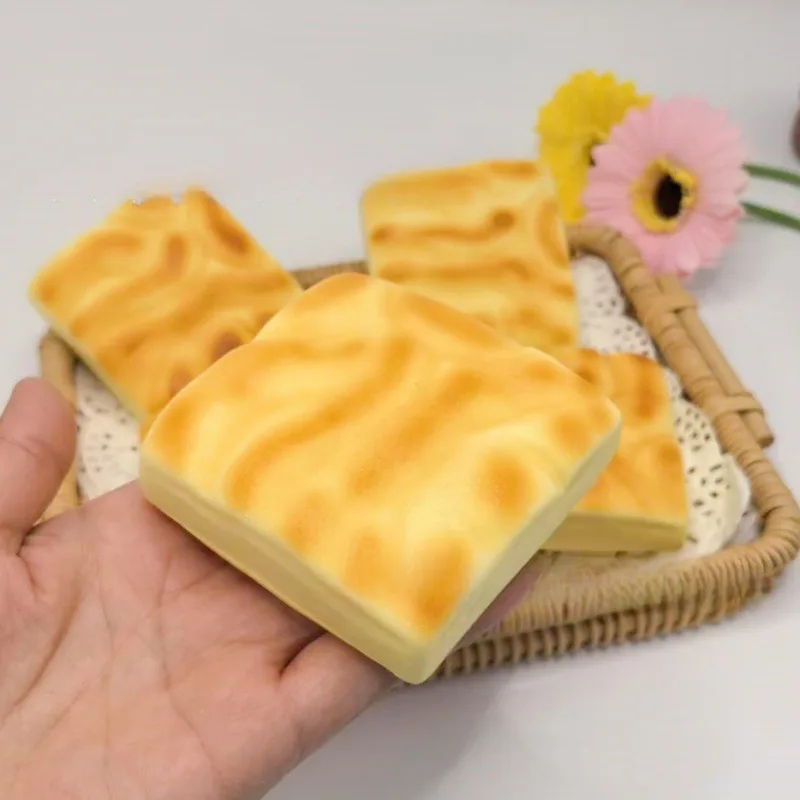 Мягкая двухслойная игрушка-чизкейк - Фотография_3