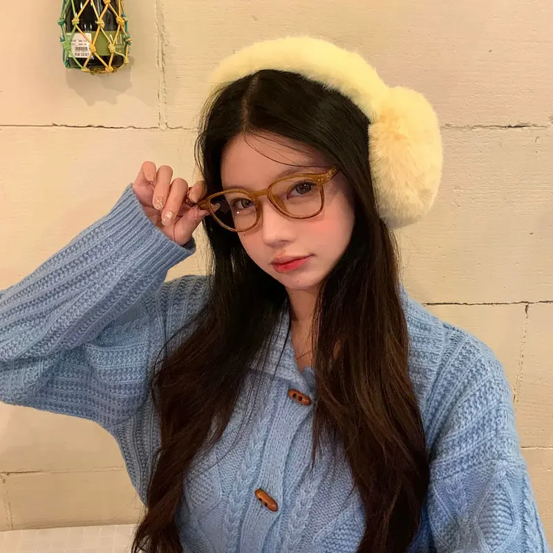 Модные мягкие теплые наушники из искусственного меха - Фотография_4