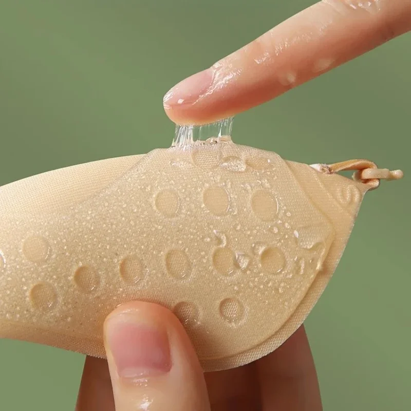 Невидимый клейкий бюстгальтер без бретелек - Фотография_2