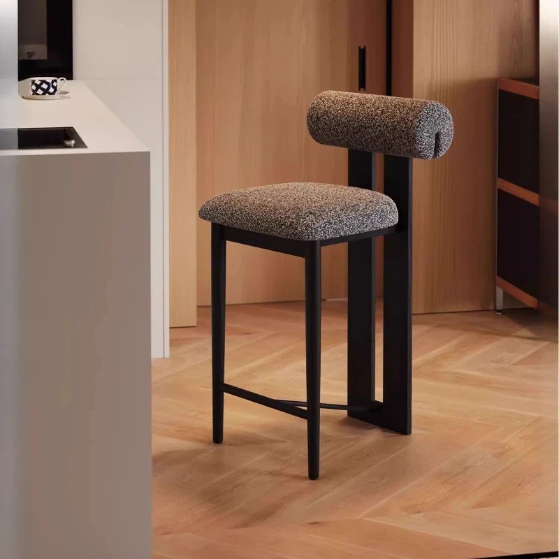 Кожаные барные стулья со спинкой - Фотография_6