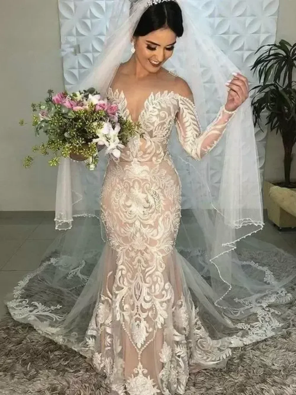 Стильное элегантное женское свадебное