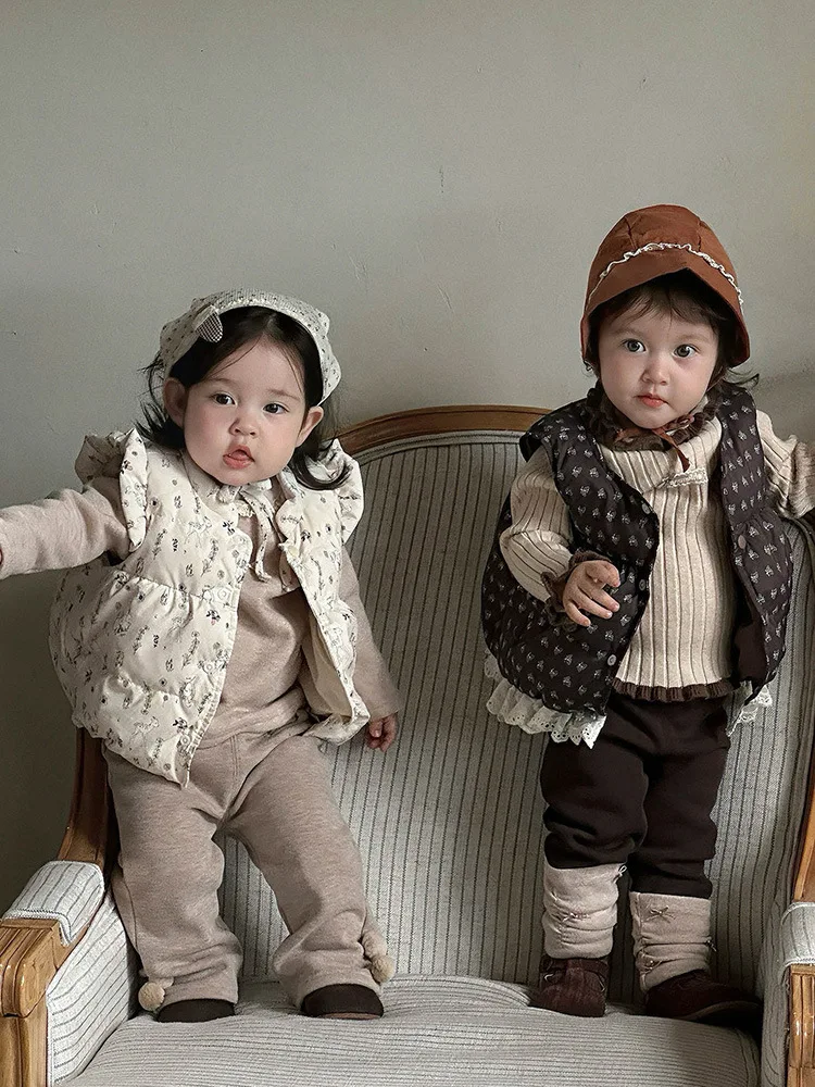 Пуховый жилет для девочек - Фотография_5