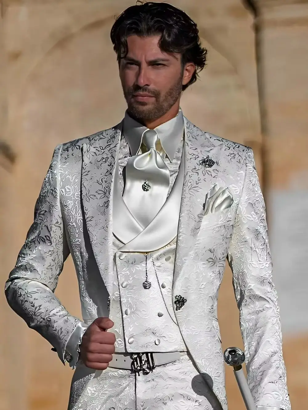 Жаккардовый мужской костюм