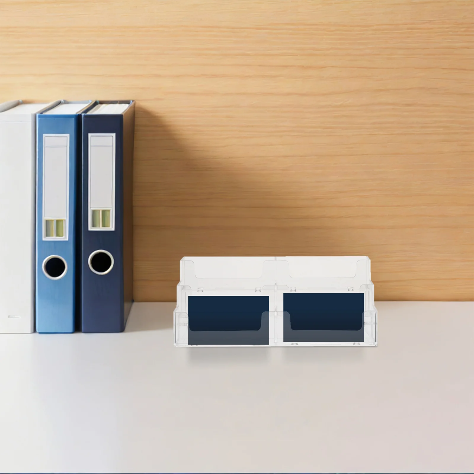 Прозрачный пластиковый держатель для визитных карточек - Фотография_2