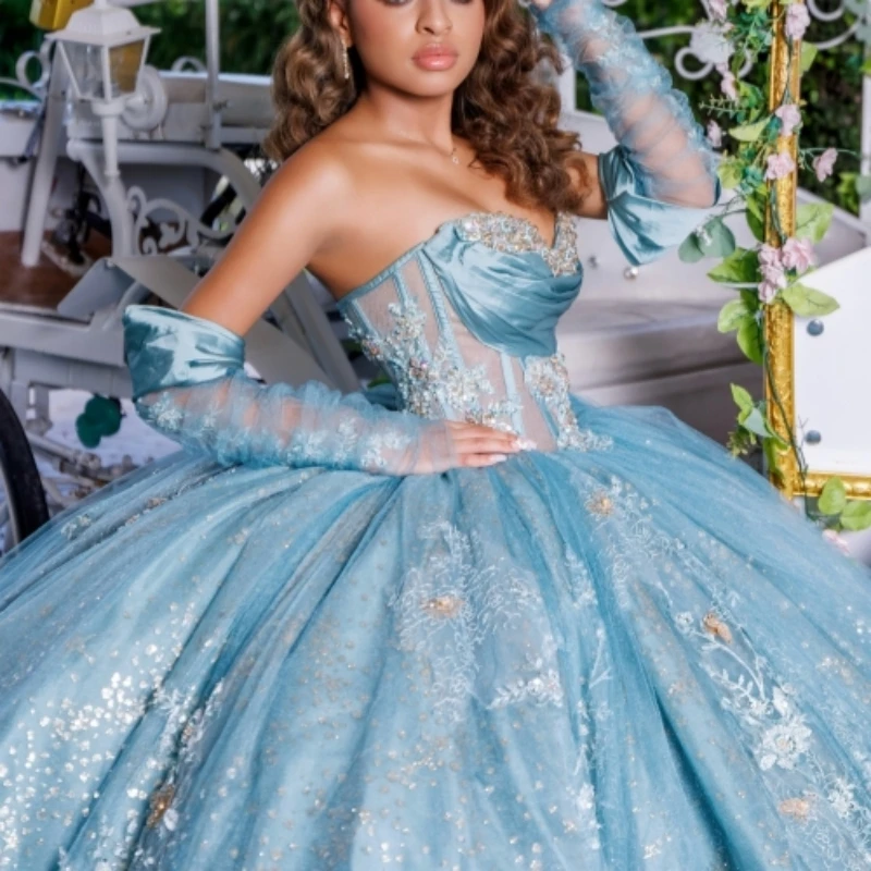 Голубое блестящее платье принцессы с открытыми плечами sweet 16 - Фотография_2