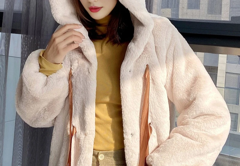 Женское плюшевое пальто из искусственного - Фотография_2