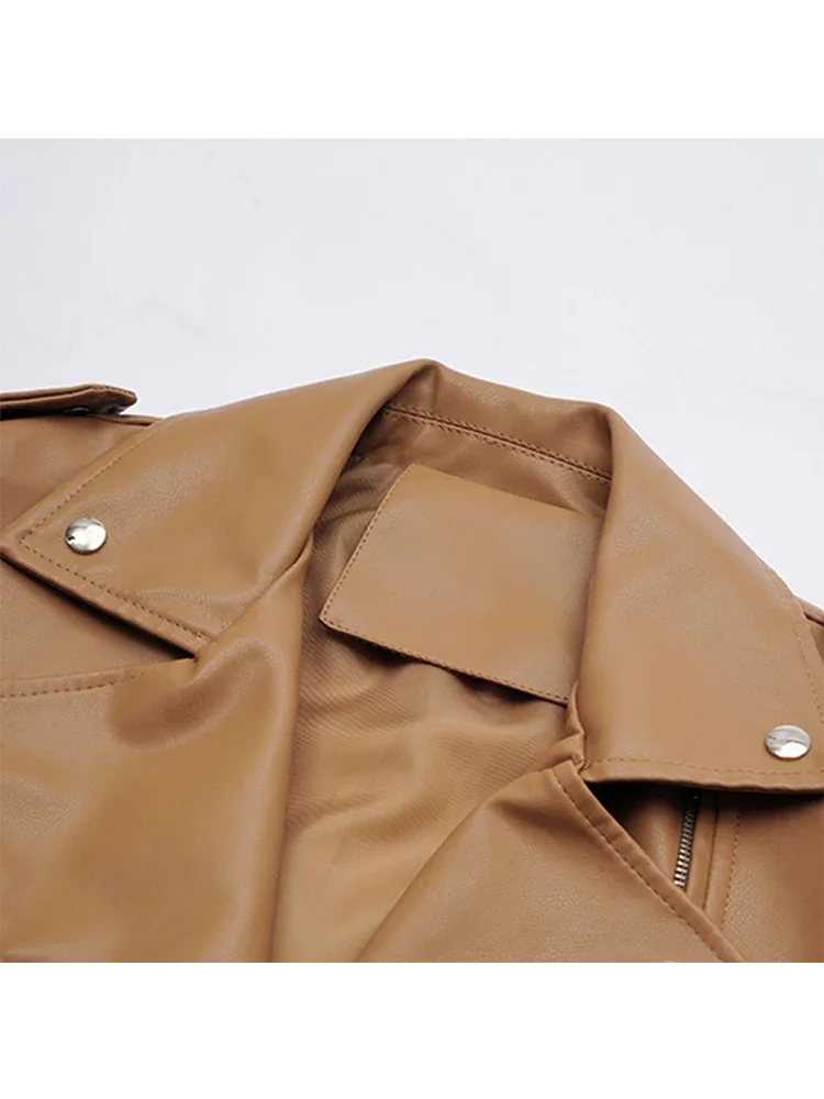 Куртка женская из искусственной кожи - Фотография_4