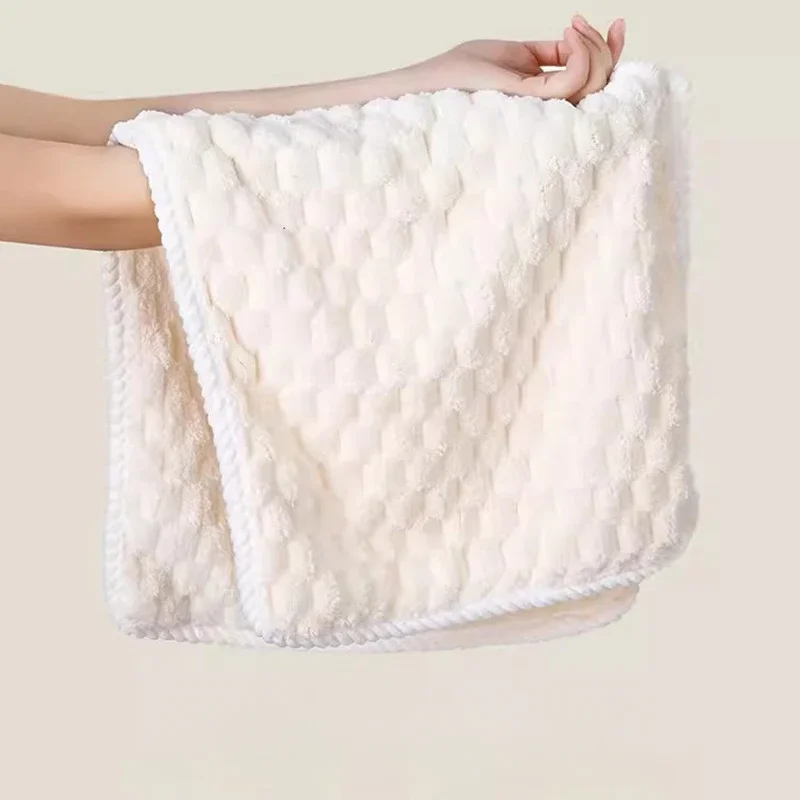 Мягкое утолщенное коралловое флисовое полотенце из микрофибры - Фотография_6