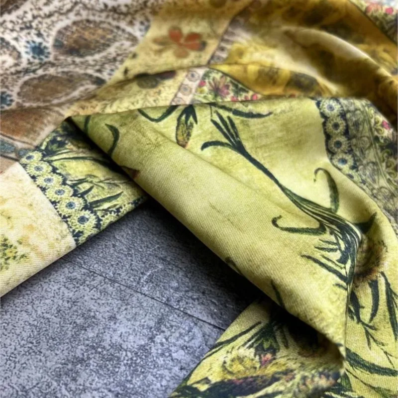 Новый комплект из эластичного шелкового ткани из твила с принтом от кутюр - Фотография_2