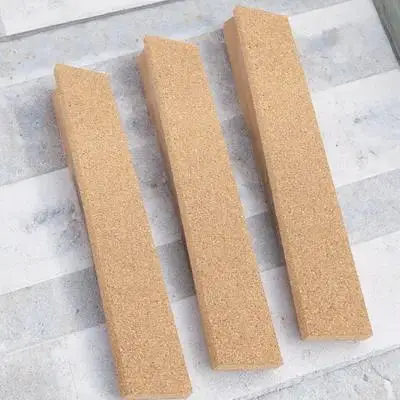 Клейкие стержни для объявлений