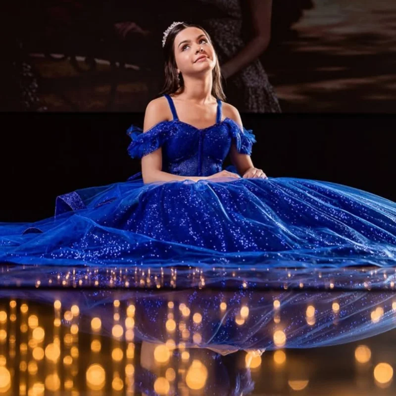 Блестящие королевские синие платья - Фотография_2