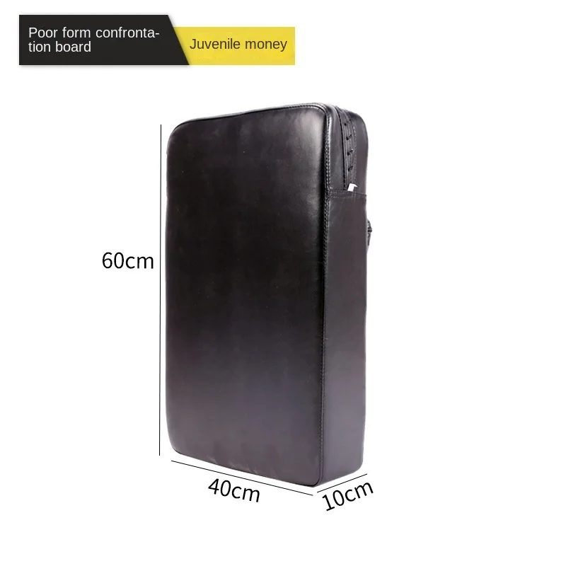 Баскетбольная доска против тренировочного оборудования - Фотография_3