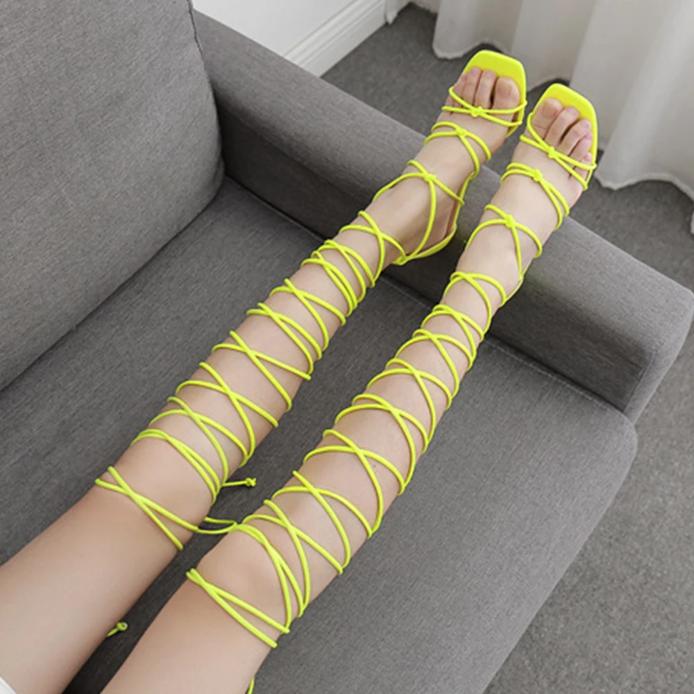 Женские босоножки на каблуке с - Фотография_4