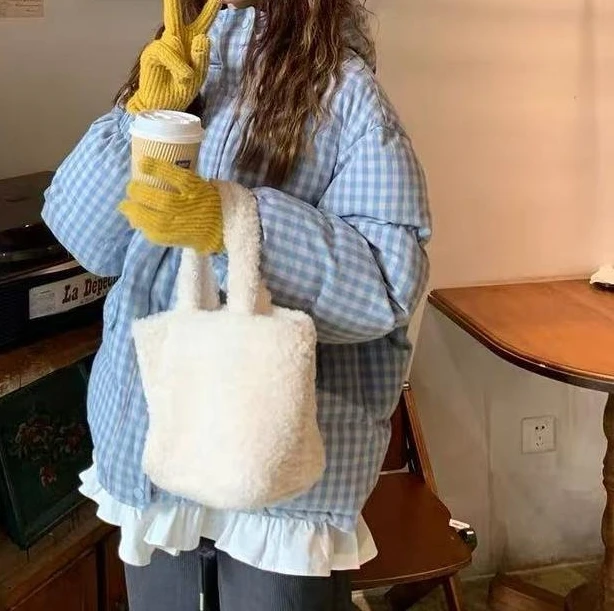 Новая синяя клетчатая куртка с капюшоном