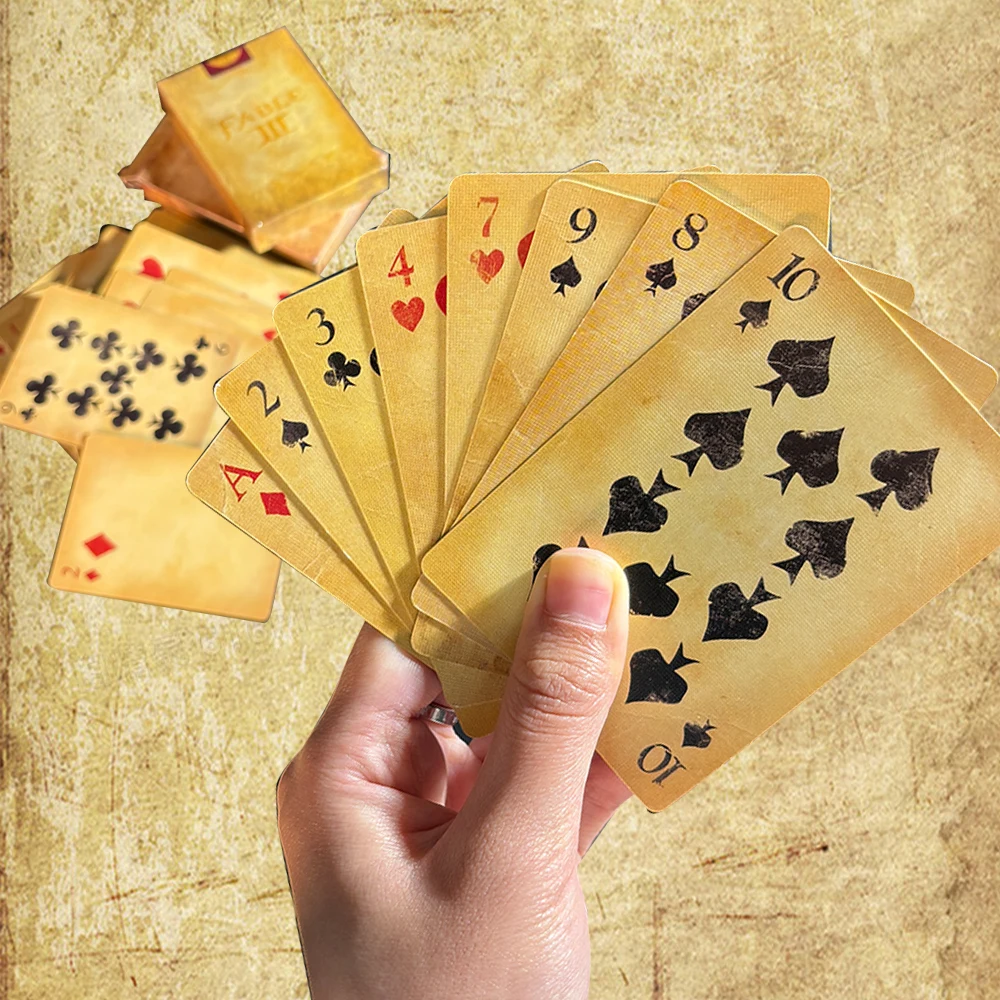 Винтажные потертые игральные карты fable 3 - Фотография_2