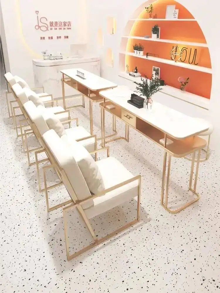 Кремовый стиль, профессиональный маникюрный стол - Фотография_2