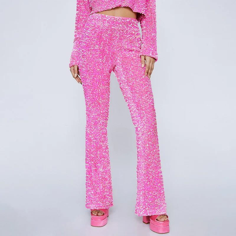 Женский модный розовый костюм из двух предметов - Фотография_3