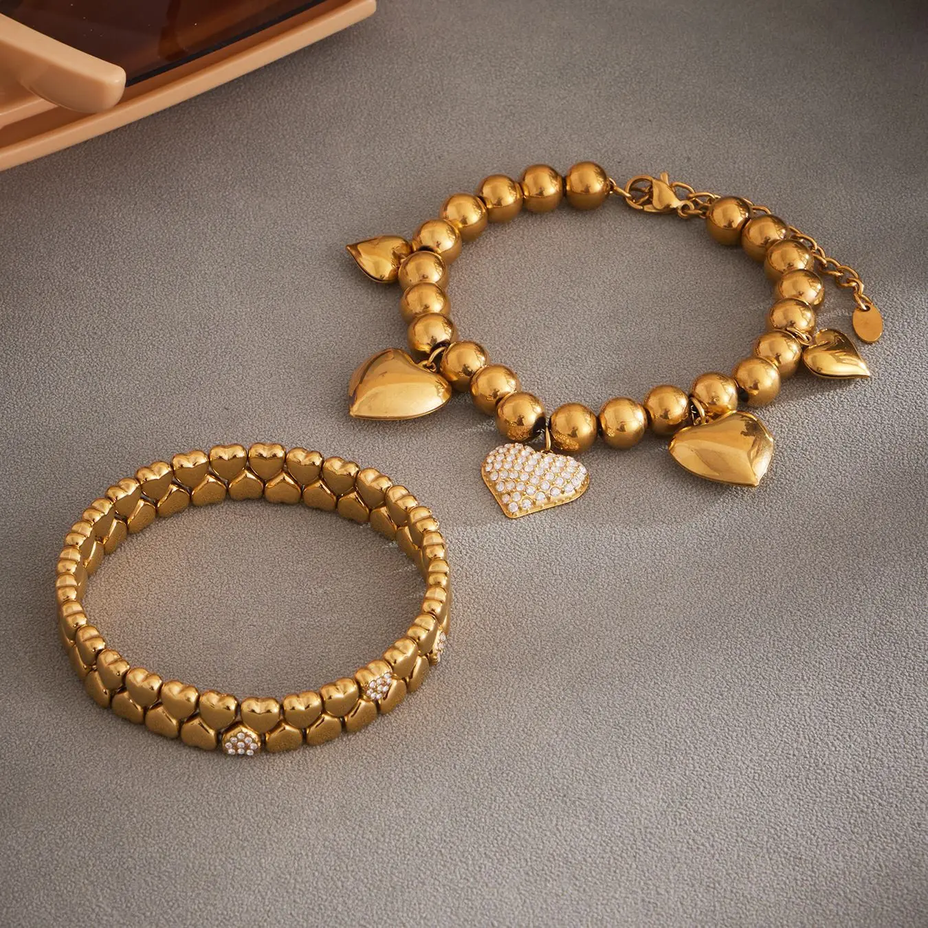 Модный винтажный браслет в форме сердца с бриллиантами - Фотография_3