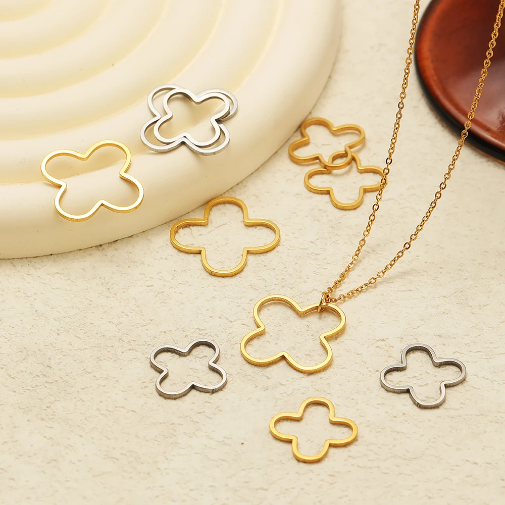 Подвески с четырьмя листьями и цветами