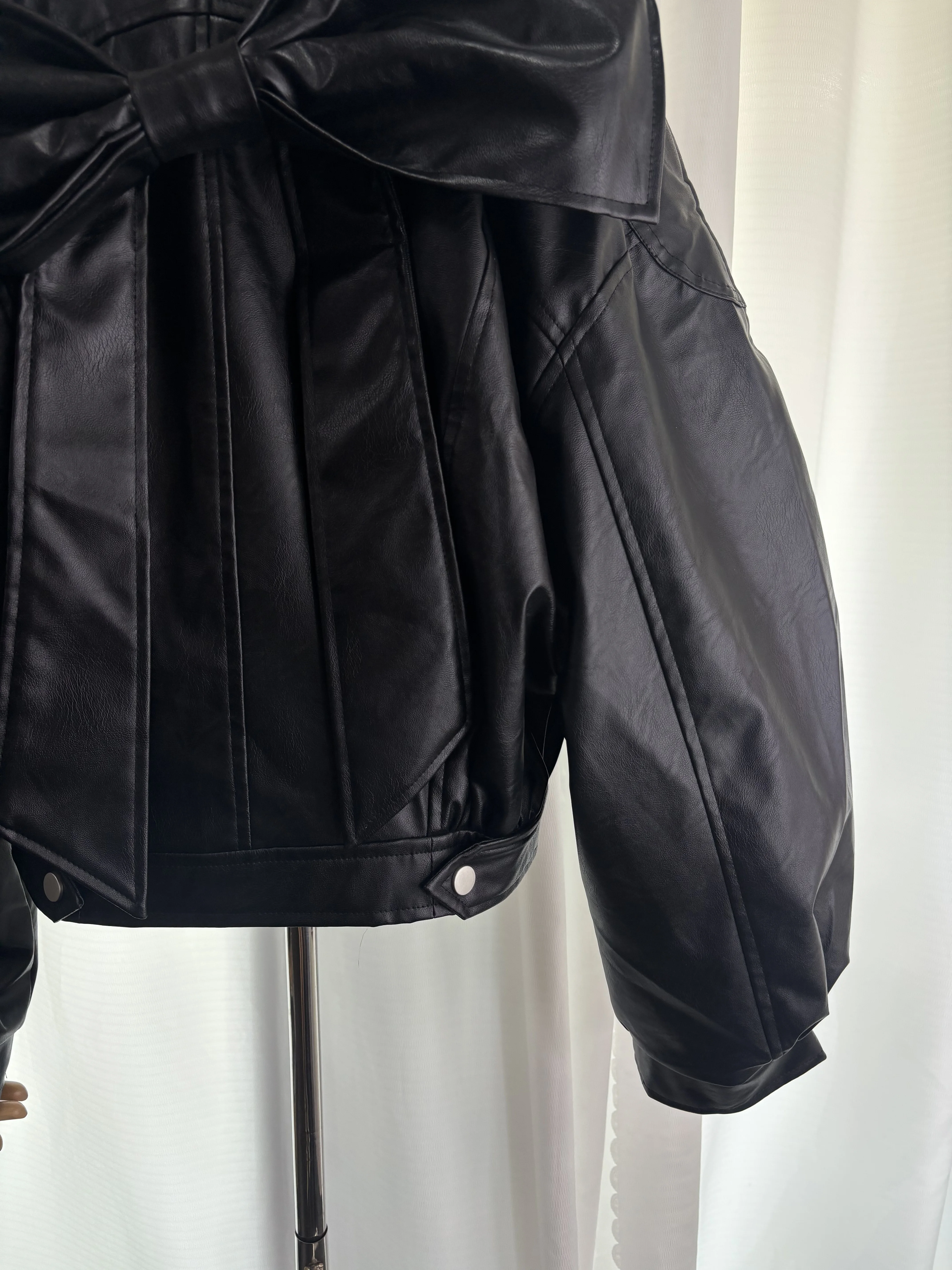 Осенняя новая женская кожаная куртка с бантом для тяжелой промышленности - Фотография_5