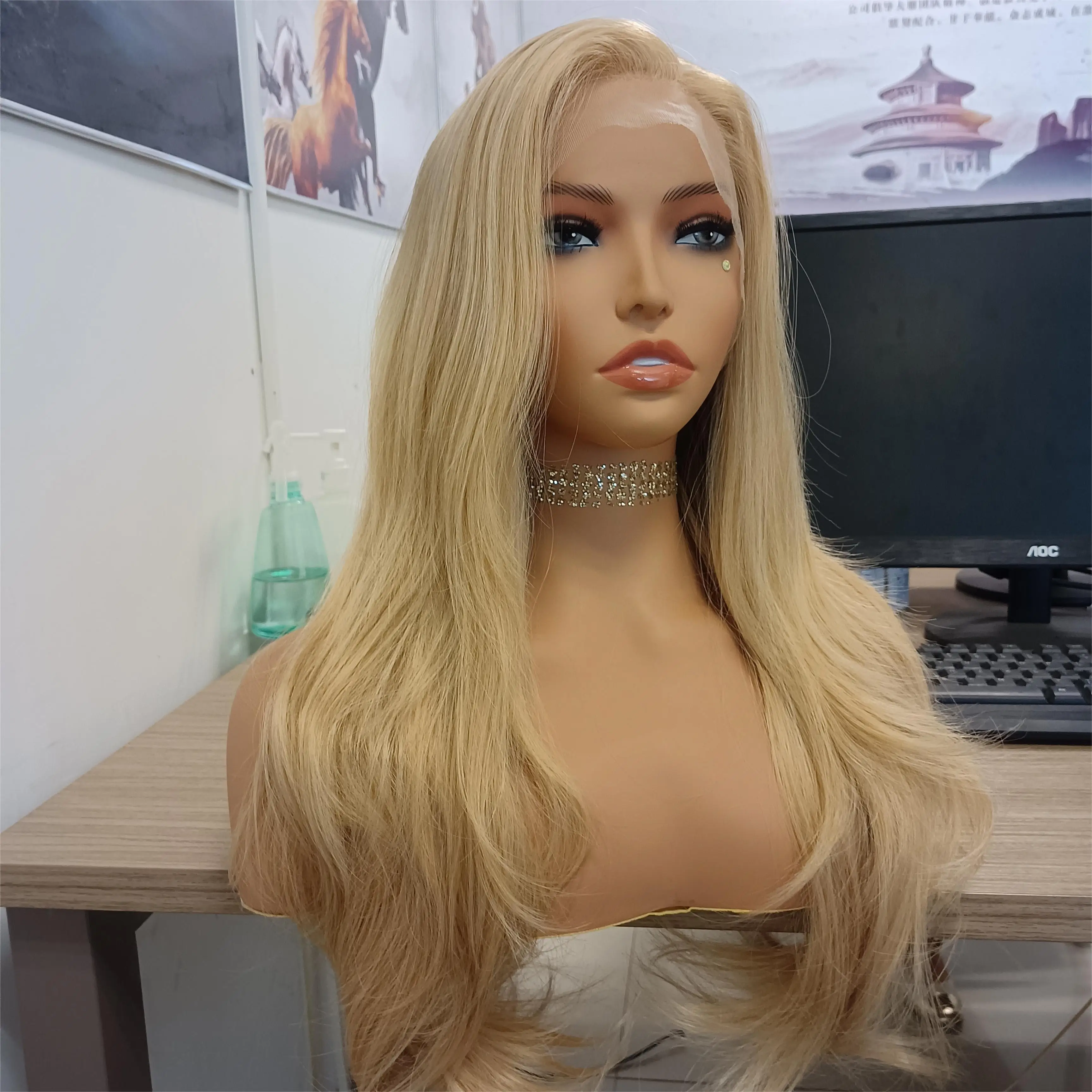 Rongduoyi свободный волнистый блондинный парик - Фотография_4