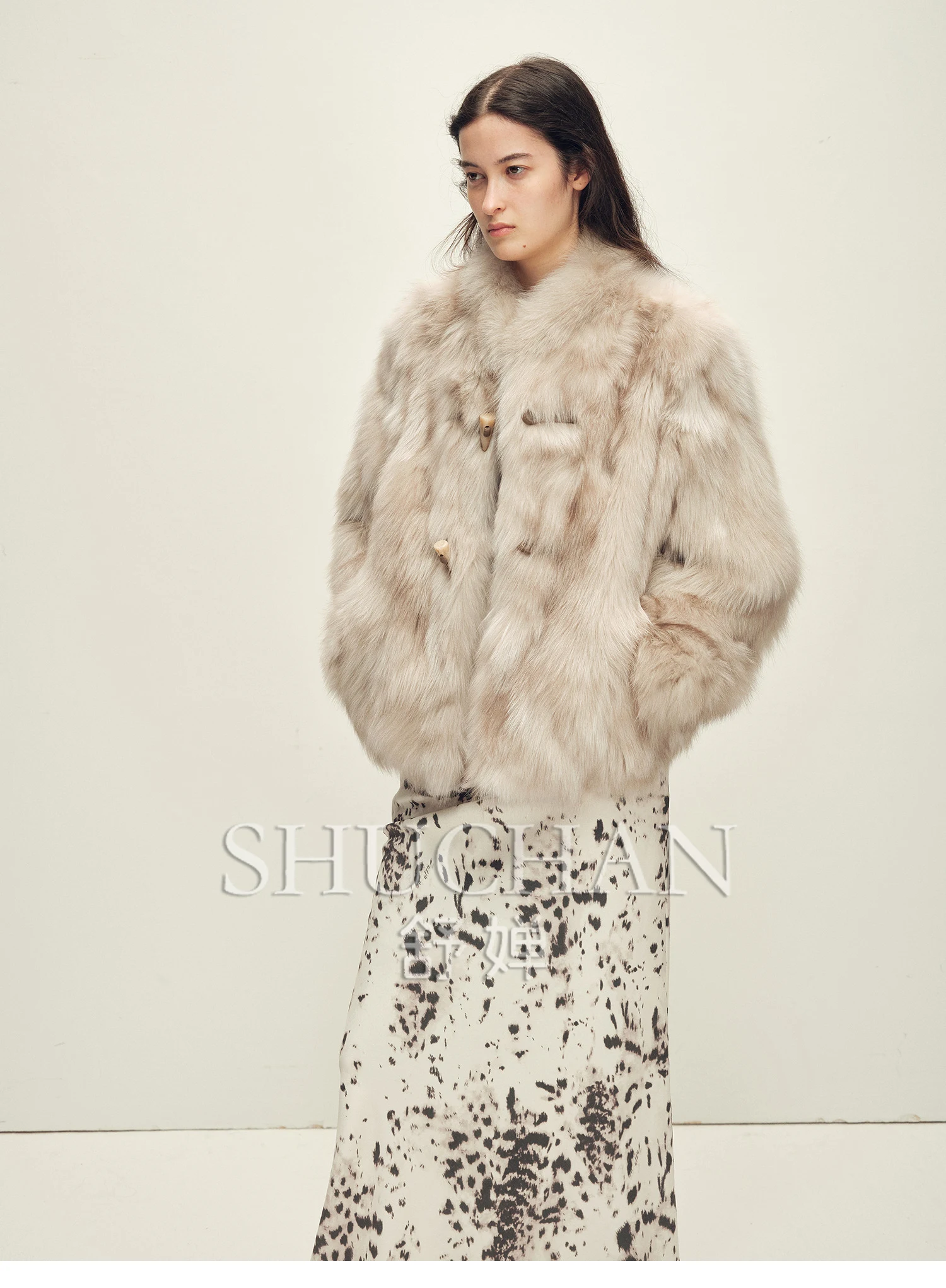 Sagafurs crown fox fur jacket женская - Фотография_6