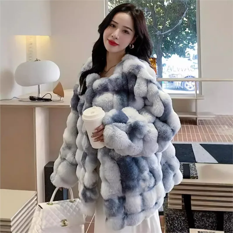 Новое окрашенное в галстук мех и плюшевое пальто со свободным принтом - Фотография_4