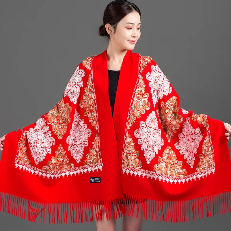 Роскошный кашемировый шарф с цветочной вышивкой - Фотография_4