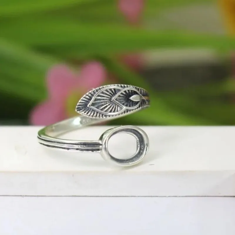 Кольцо обручальное с овальным кабошоном - Фотография_3