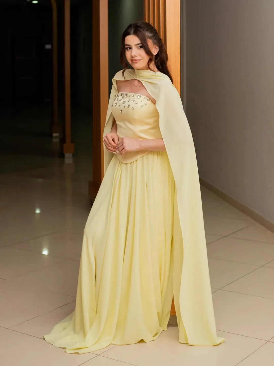 Msikoods желтые роскошные вечерние платья из бисера 2025 - Фотография_3