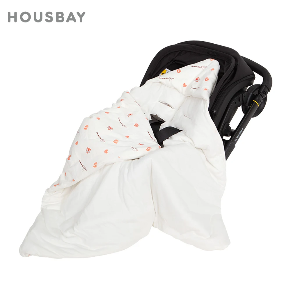 Детское одеяло в детском автокресле