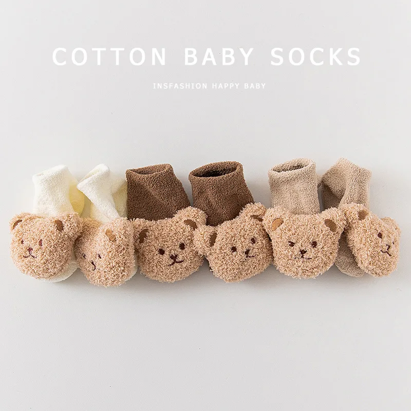 Детская шапка с героями мультфильмов - Фотография_3