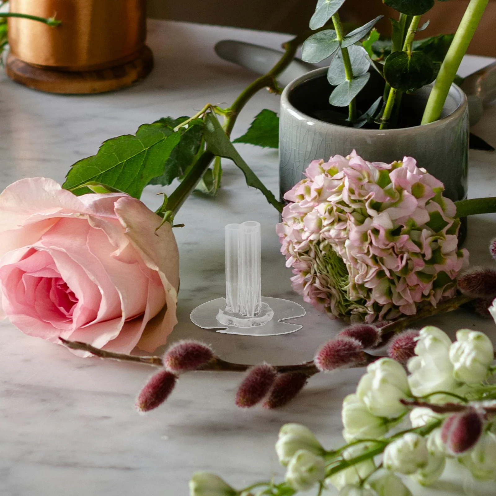 Круглая клейкая цветочная основа с тремя слотами - Фотография_5