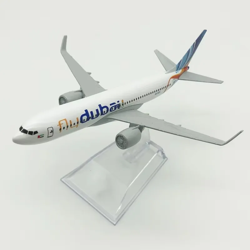 16 см dubai airlines b737 модель самолета из сплава - Фотография_3