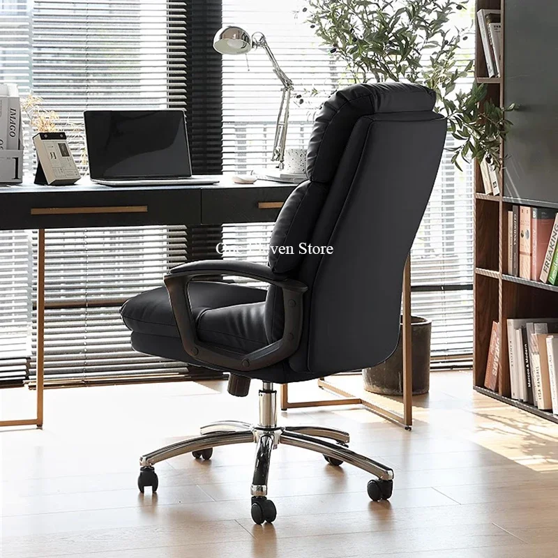 Офисный стул для письма