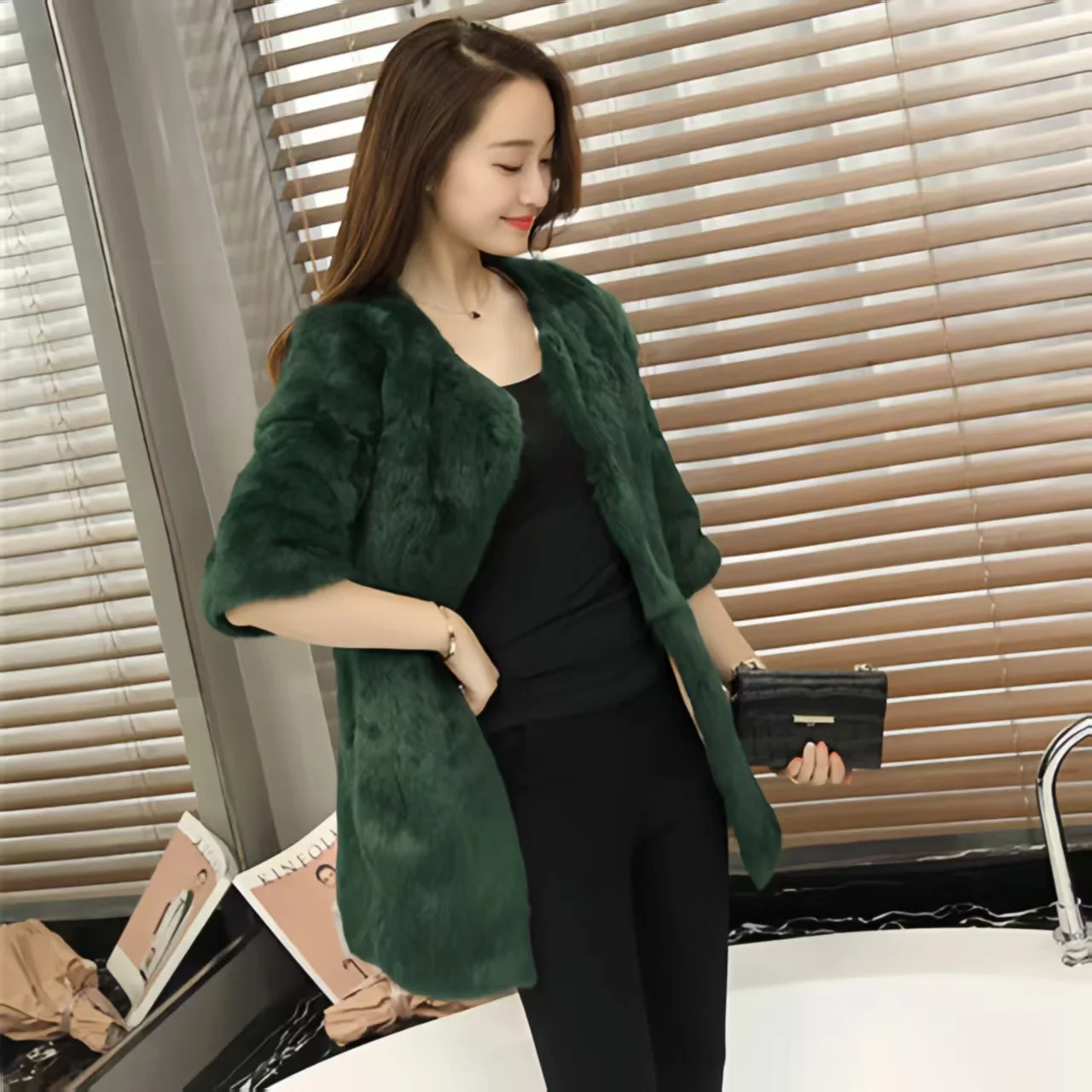 Женская шуба из натурального кроличьего меха - Фотография_6