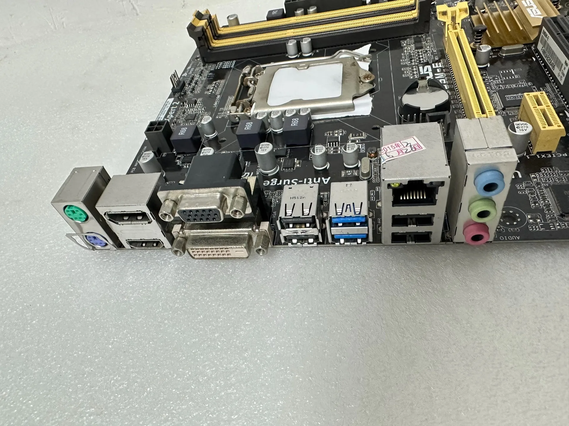 Известный бренд — материнская плата - Фотография_4