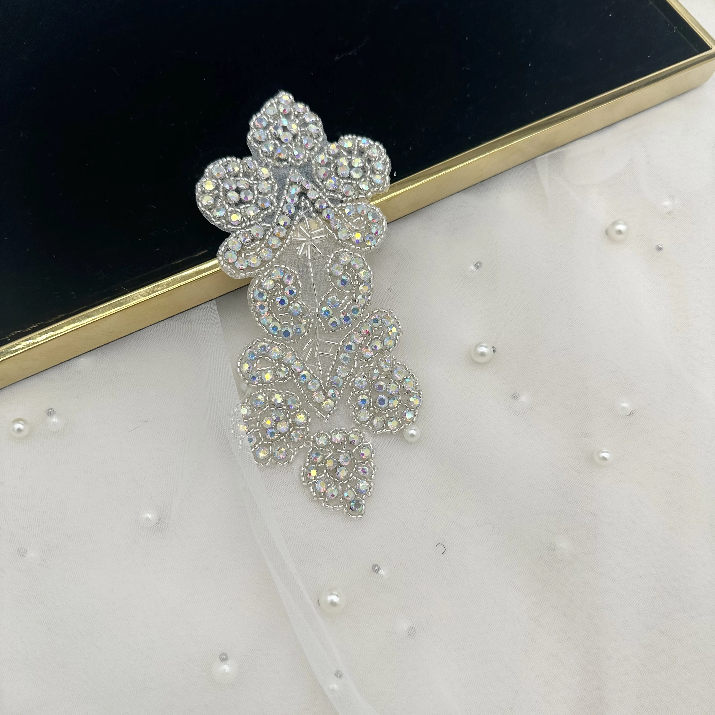 Клейкие бусины в форме цветка - Фотография_4