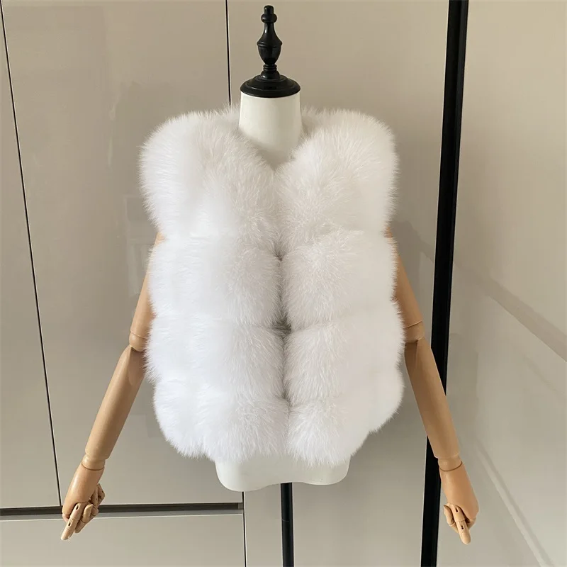 Жилет из натурального меха