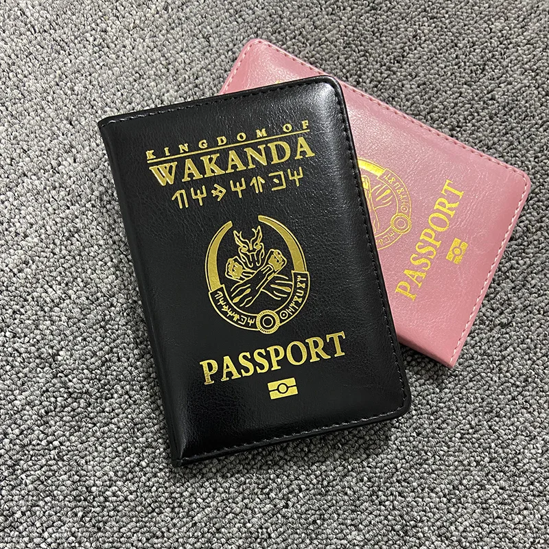 Обложка для паспорта с надписью