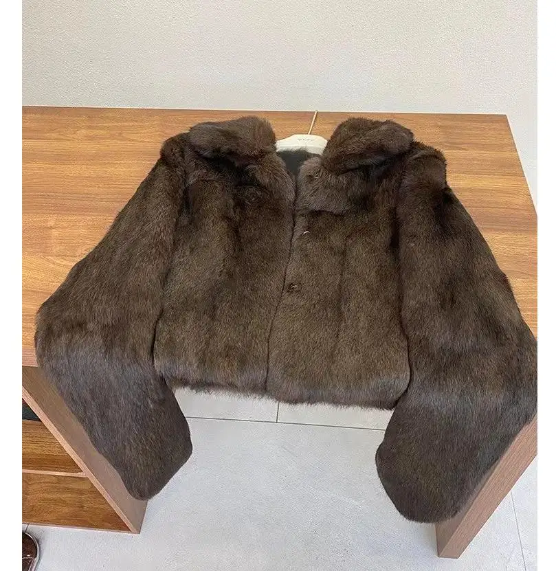 Женская короткая куртка из натурального кроличьего меха - Фотография_4