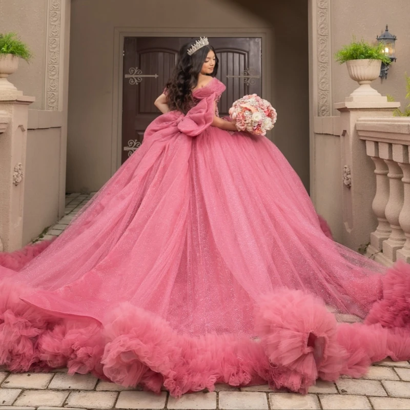 Розовые блестящие платья quinceanera с открытыми плечами - Фотография_2