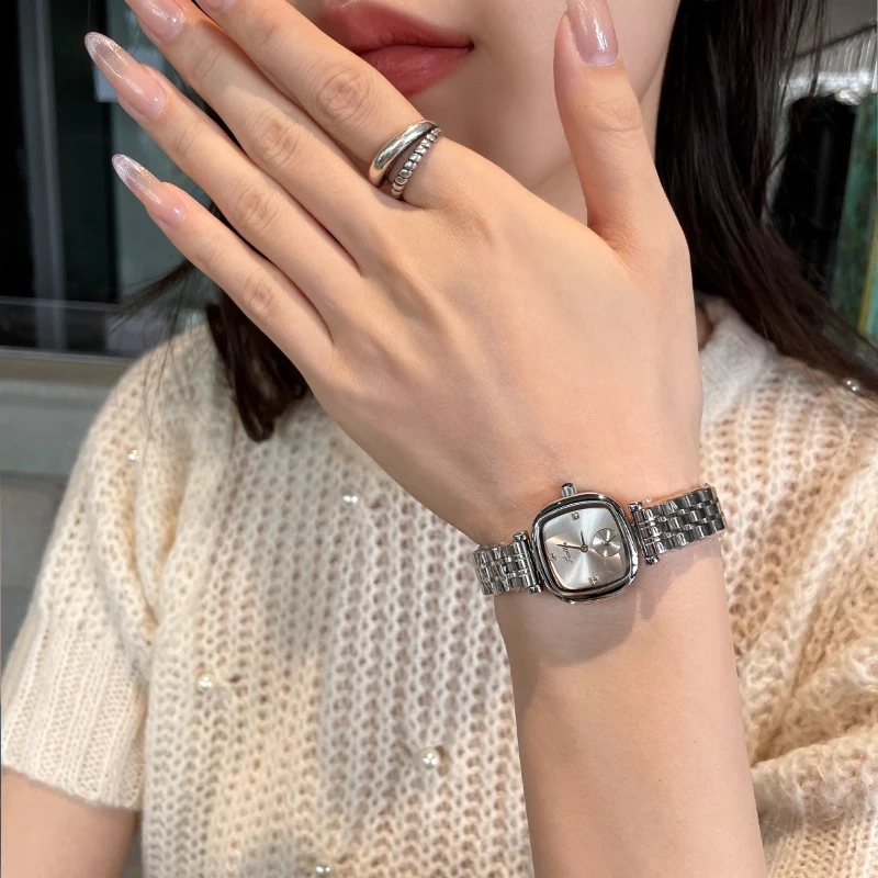 Классические трендовые женские часы - Фотография_3