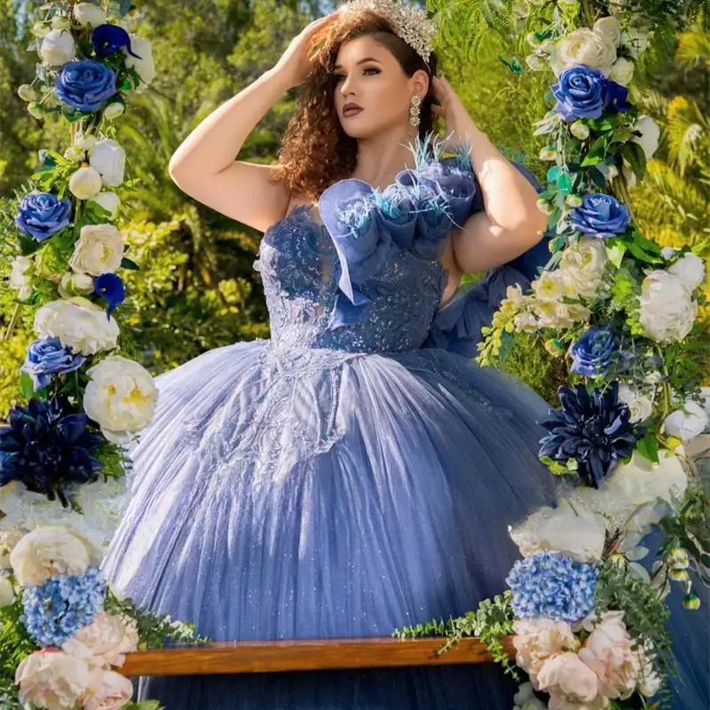 Синее платье quinceanera с перьями на одно плечо по индивидуальному заказу - Фотография_2