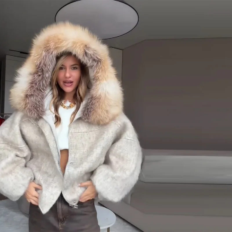 Теплая куртка с воротником из искусственного меха и длинными рукавами - Фотография_5