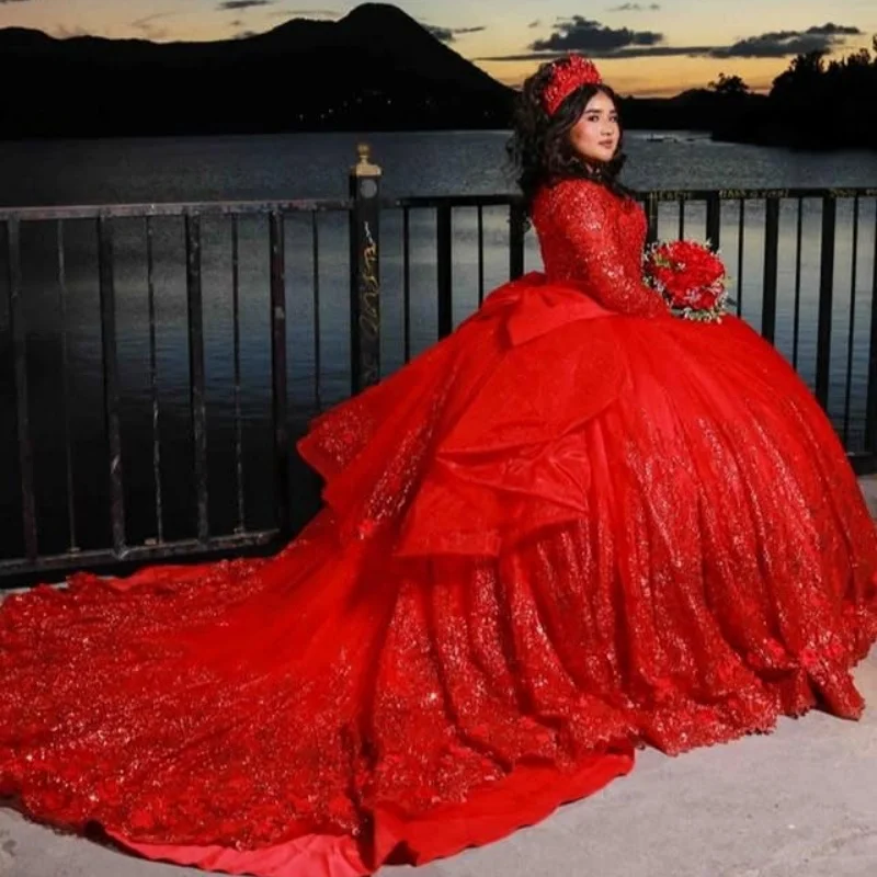Shiny red quinceanera dress applique - Фотография_2