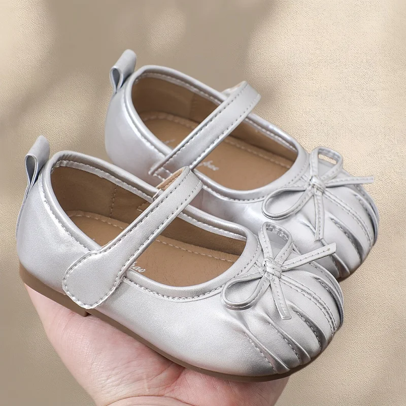 Новые модные туфли на плоской подошве для маленьких девочек - Фотография_5