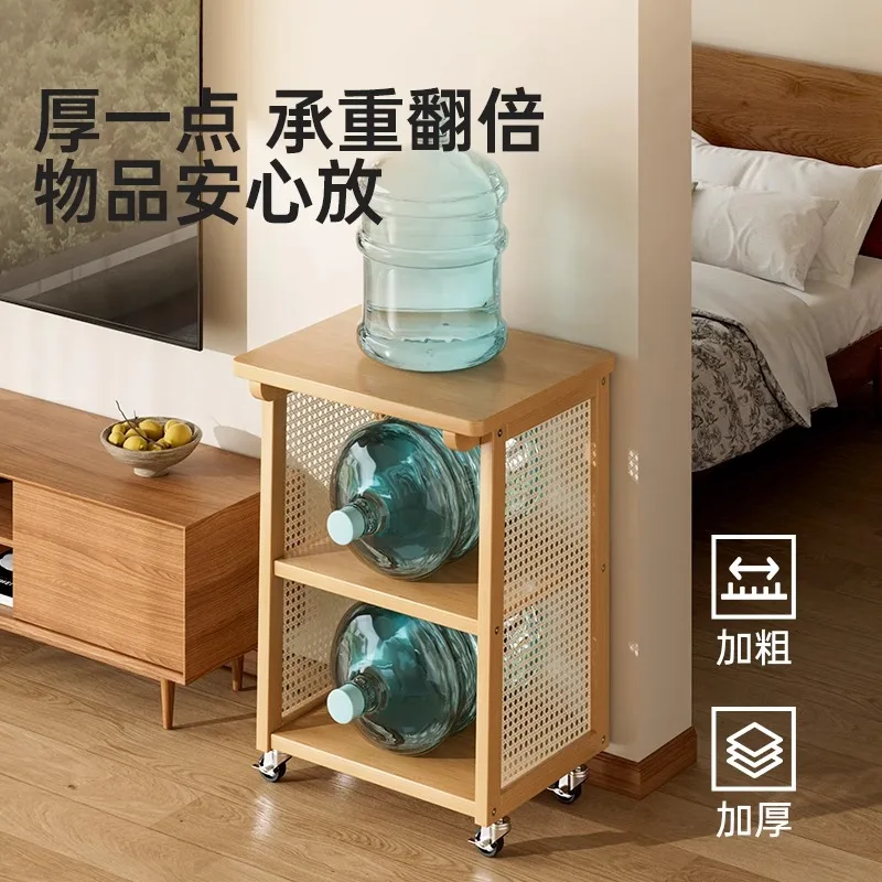 Небольшие журнальные столики рядом с диваном - Фотография_4