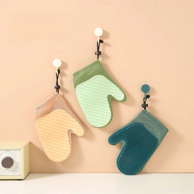 Перчатки для ухода за домашними животными